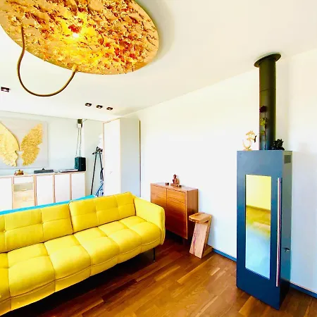 Luxus Loft: Sauna - Piano - Ofen - City Apartmán